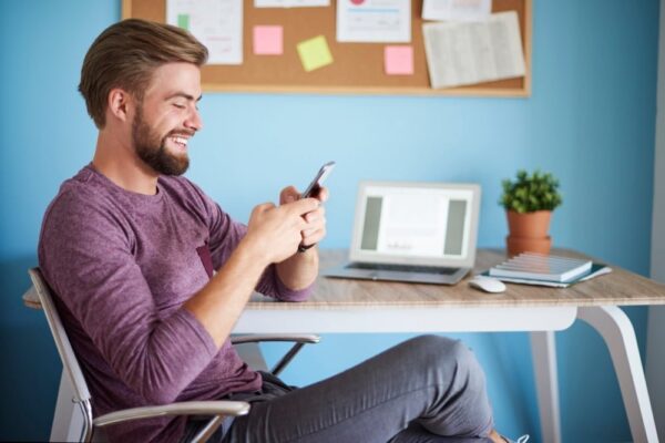durata medie de viață a unui telefon mobil