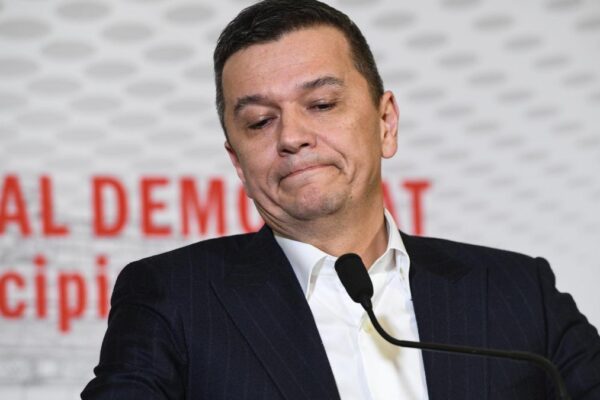 Grindeanu cere comisie de criză în Parlament: „România e neguvernată”
