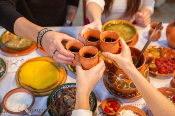 Preparatele românești care îi atrag pe turiștii străini în restaurantele din România