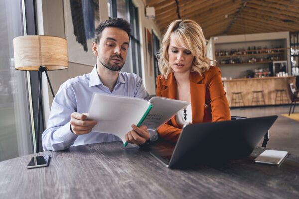 Ce este TVA deductibilă și în ce condiții poate fi dedusă de firmă